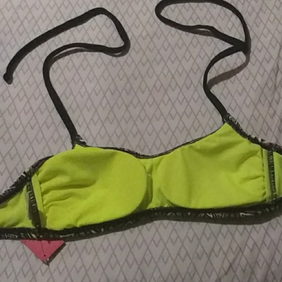 Swim top - Picture 4 of 6